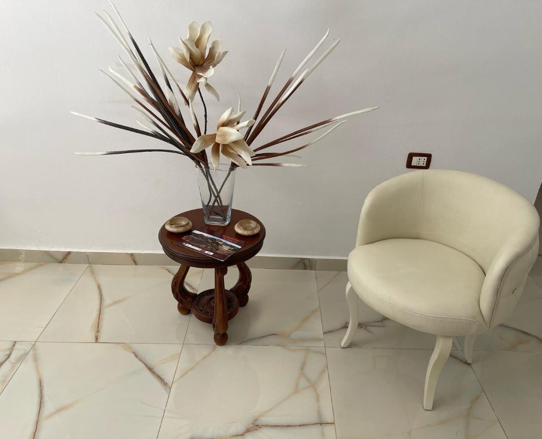 Xho'S Forest Guest House Berat Bagian luar foto