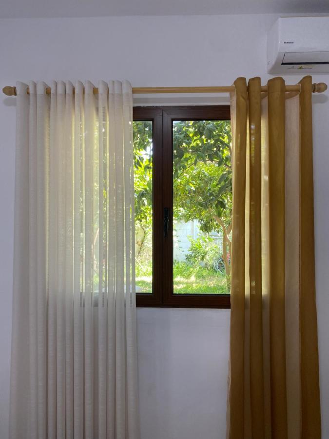 Xho'S Forest Guest House Berat Bagian luar foto